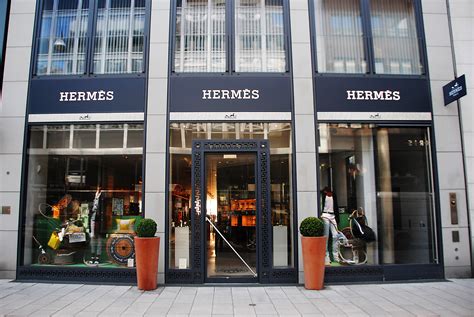 hermes hamburg tradlerweg|Hermes Stores Hamburg .